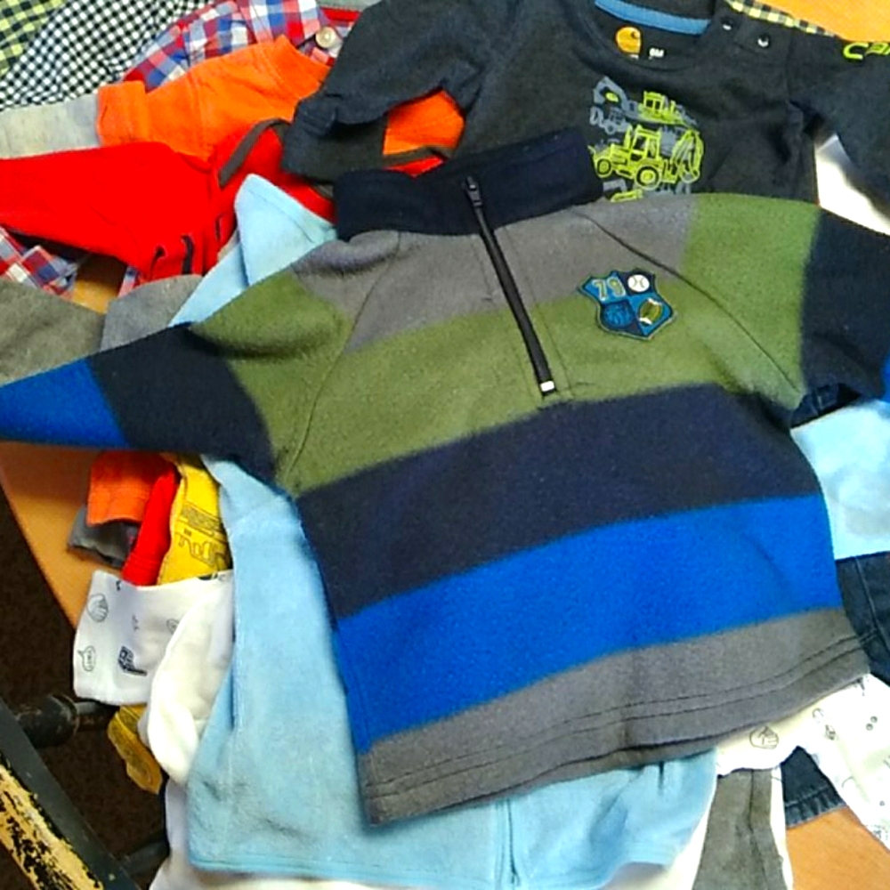 Lot 18 pieces Baby Boy clothes 6 months